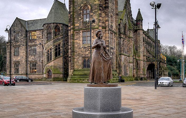 Gracie Fields Statue, #Rochdale